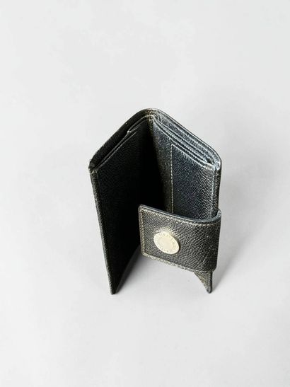 BULGARI
Black grained leather wallet
10 x...