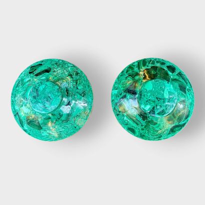 AFRICA, Zaire
Pair of malachite bowls 
H....