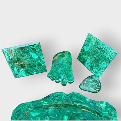 AFRICA, Zaire
Malachite set consisting of...