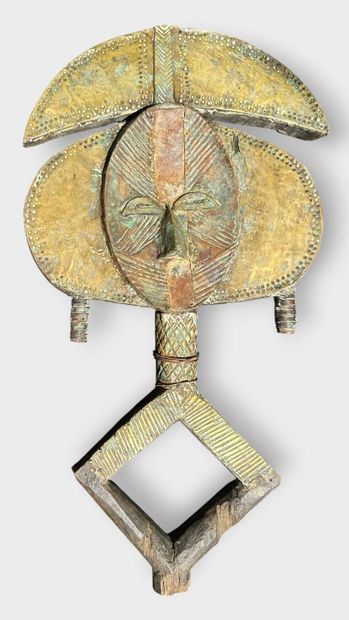 AFRICA, GABON
KOTA reliquary made of carved...