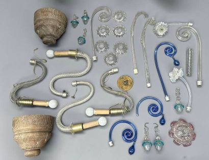 MURANO
Ensemble de pièces de lustre en verre...