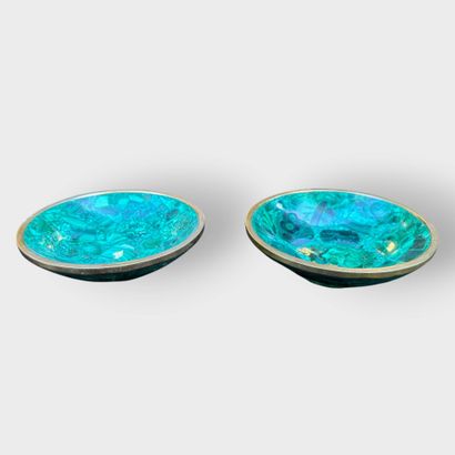 AFRICA, Zaire
Pair of malachite bowls 
H....