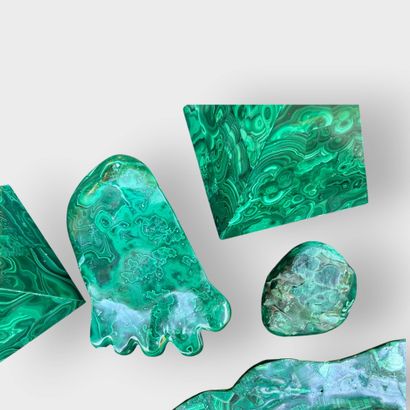AFRICA, Zaire
Malachite set consisting of...