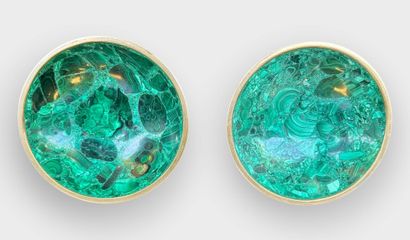 AFRICA, Zaire
Pair of malachite bowls 
H....
