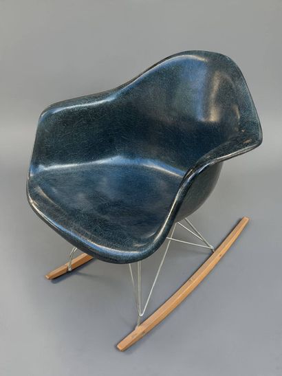 Charles (1907-1978) et Ray (1912-1988) EAMES
Fauteuil...