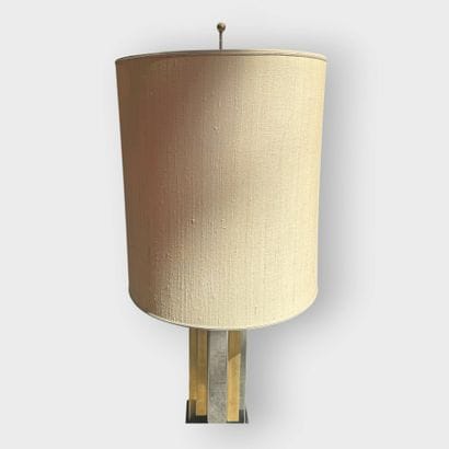 REGENCY-STYLE, 
A pair of brass lamps shaped...