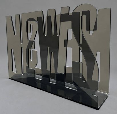 Porte-revue en plexiglas tabac
29 x 42 x...