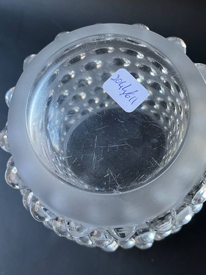 LALIQUE France
Vase en cristal moulé modèle...