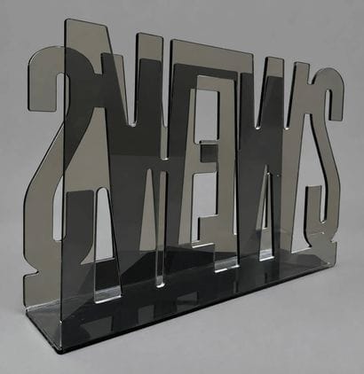 Porte-revue en plexiglas tabac
29 x 42 x...