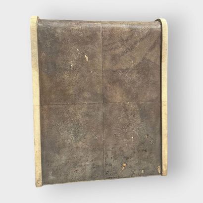 Ria & Yiouri AUGOUSTI (20th–21st century).
Side...
