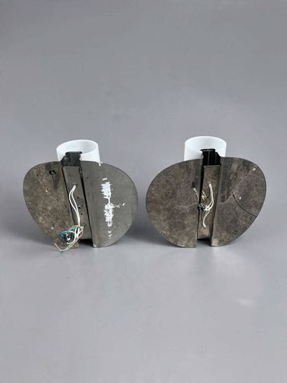 GUZZINI
Paire d'appliques en inox et plexi.
Vers...