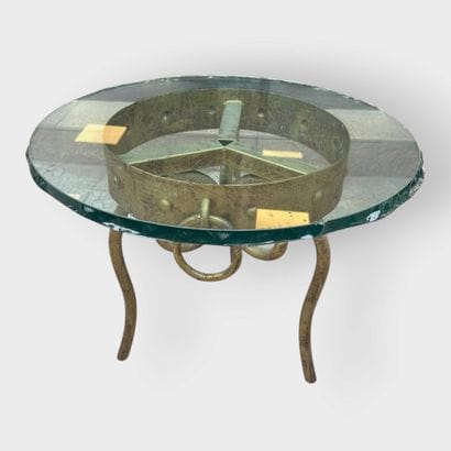 A set consisting of a console table and an...