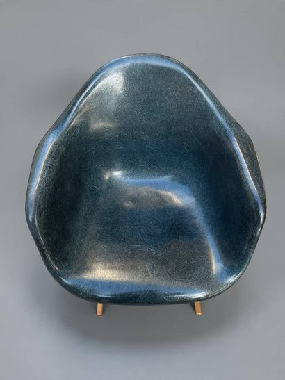 Charles (1907-1978) et Ray (1912-1988) EAMES
Fauteuil...