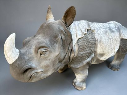 Rhinocéros
Importante sculpture.
Raku nu
31,5...