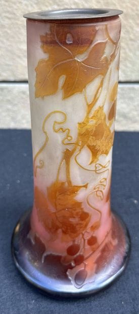GALLE
Berluze vase made of acid-etched multilayered...