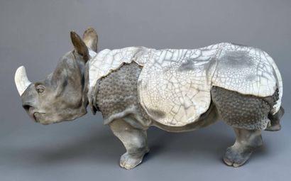 Rhinocéros
Importante sculpture.
Raku nu
31,5...