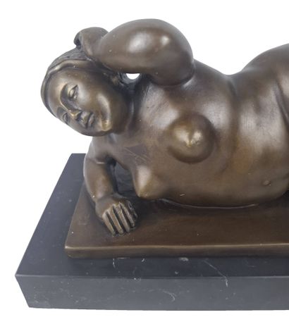 CARRIER, en hommage à BOTERO
Vénus allongée
Sculpture...