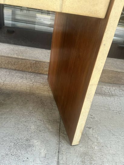 Ria & Yiouri AUGOUSTI (20th–21st centuries).
Table—side...
