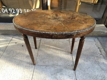Petite table basse en bois naturel à plateau...