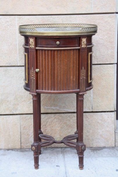 MAISON JEANSELME

Entier mobilier de chambre...