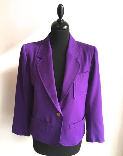 YVES SAINT LAURENT Rive Gauche

Veste à manches...