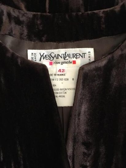 YVES SAINT LAURENT Rive Gauche

Veste à manches...