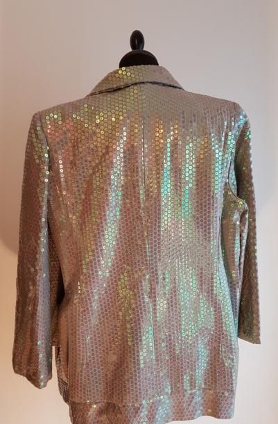 NINA RICCI

Veste en paillette gris irisé,...