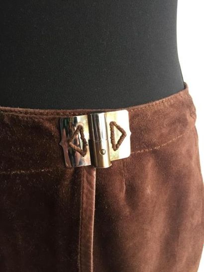 HERMES 

Jupe portefeuille en daim chocolat,...