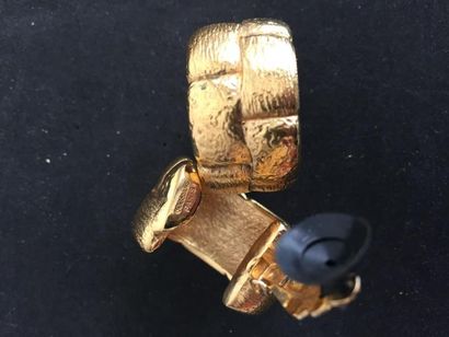 GOOSSENS

Paire de boucles d’oreilles créoles

clips...