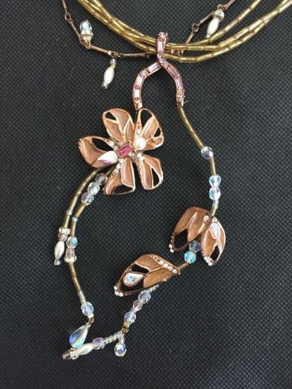 CHRISTIAN LACROIX

Collier « Papillon « composé...