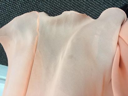 CHRISTIAN DIOR Lingerie

Ensemble composé...