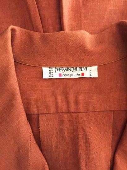 YVES SAINT LAURENT Rive gauche

Saharienne...