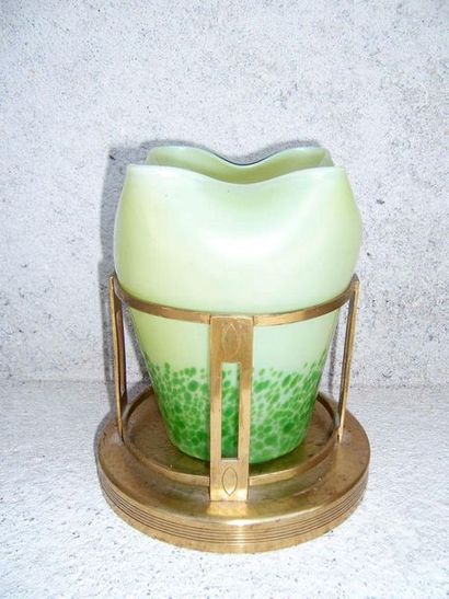 Johan LOETZ (1880-1940), attribué à 

Vase...