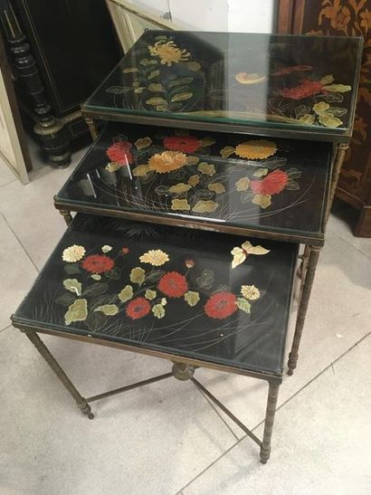BAGUES, dans le goût de 

Ensemble de trois...