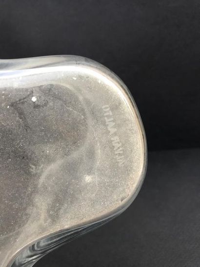 Alvar AALTO (1898-1976) 

Vase modèle « Savoy »...