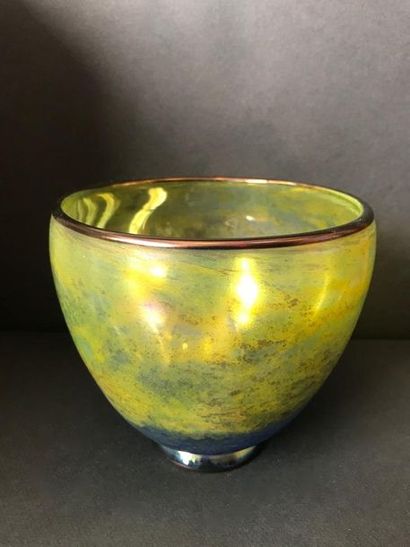 Robert PIERINI (1950)

Vase en verre soufflé...
