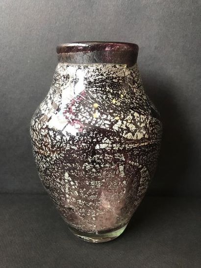 Jean-Claude NOVARO (1953-2015)

Vase en verre...