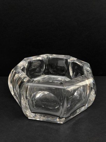 BACCARAT

Coupe polygonale en cristal

D...