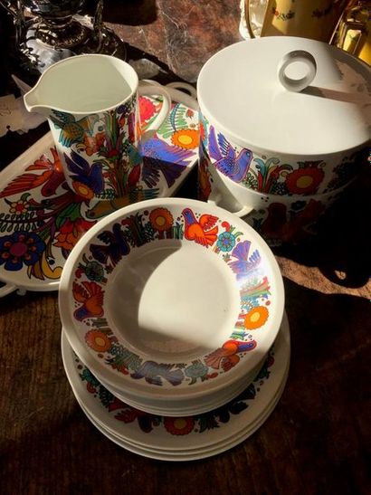 VILLEROY et BOCH

Partie de service en porcelaine...