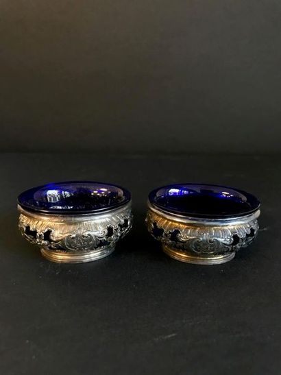 Paire de salerons en argent, intérieur en...