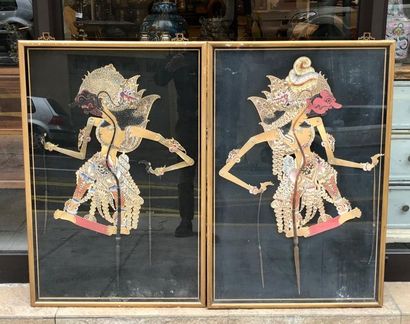 Marionnettes balinaises

Ensemble de deux...