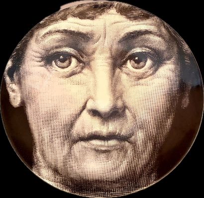 Piero FORNASETTI (1913-1988)
Assiette en...