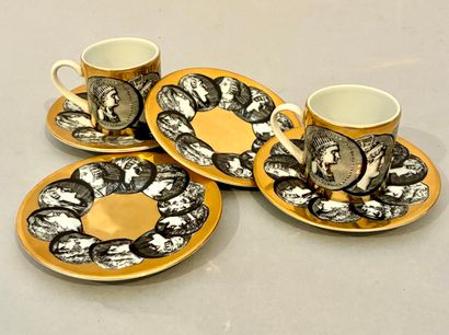 Piero FORNASETTI (1913-1988)
Paire de tasses...