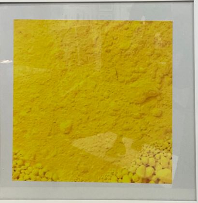 ECOLE CONTEMPORAINE
Pigments
Ensemble de...