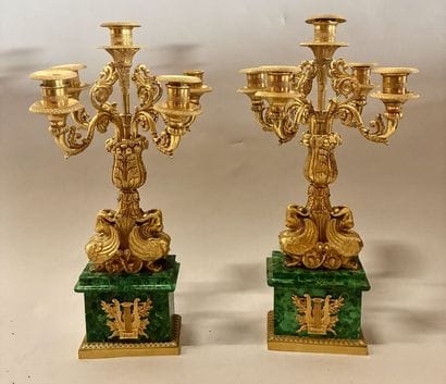 Paire de candélabre en bronze doré à cinq...