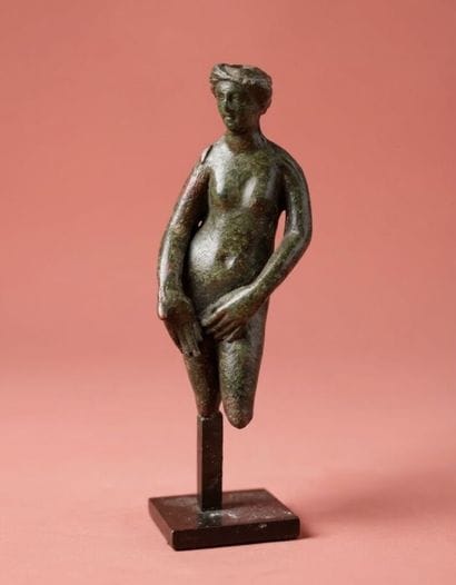 Vénus pudique
Petite statuette en bronze
H....