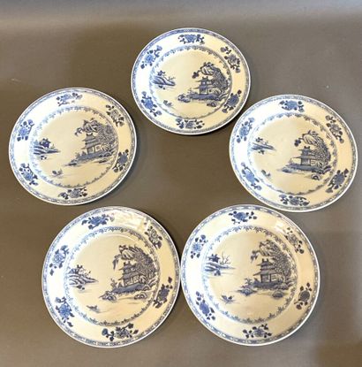 DELFT (?)
Suite de 5 assiettes en porcelaine...