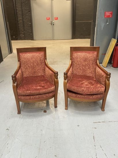 Paire de bergères en acajou, placage d'acajou,...
