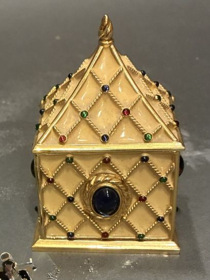 WENDY REED
Petite boite à bijoux modèle 