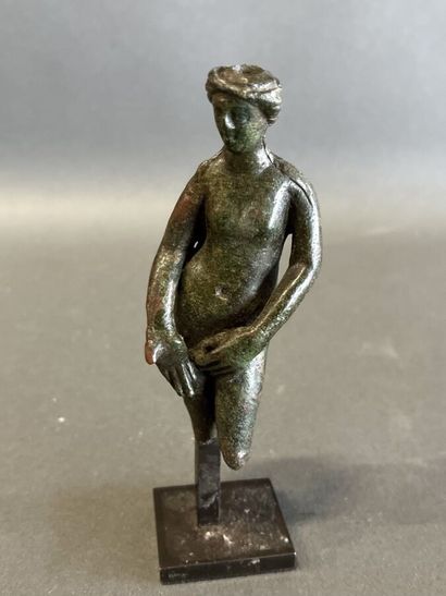 Vénus pudique
Petite statuette en bronze
H....